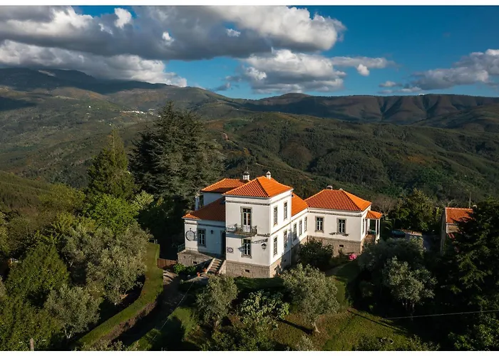 Bed & Breakfast Estrela 3*